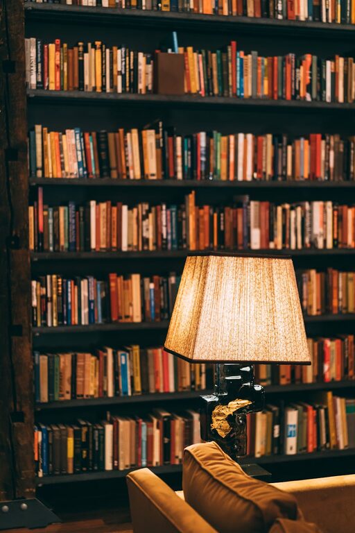 How to Create a Cozy Reading Corner at Home